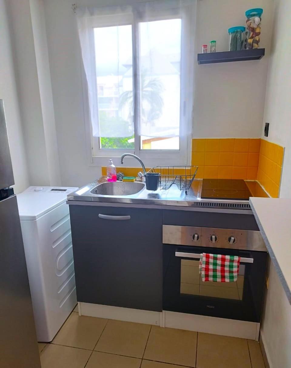 Comme Chez Soi - Studio Tout Equipe - By Sister Home Saint-Denis Dış mekan fotoğraf